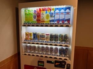 SHIN 湯治 HOTEL LULUDー自動販売機